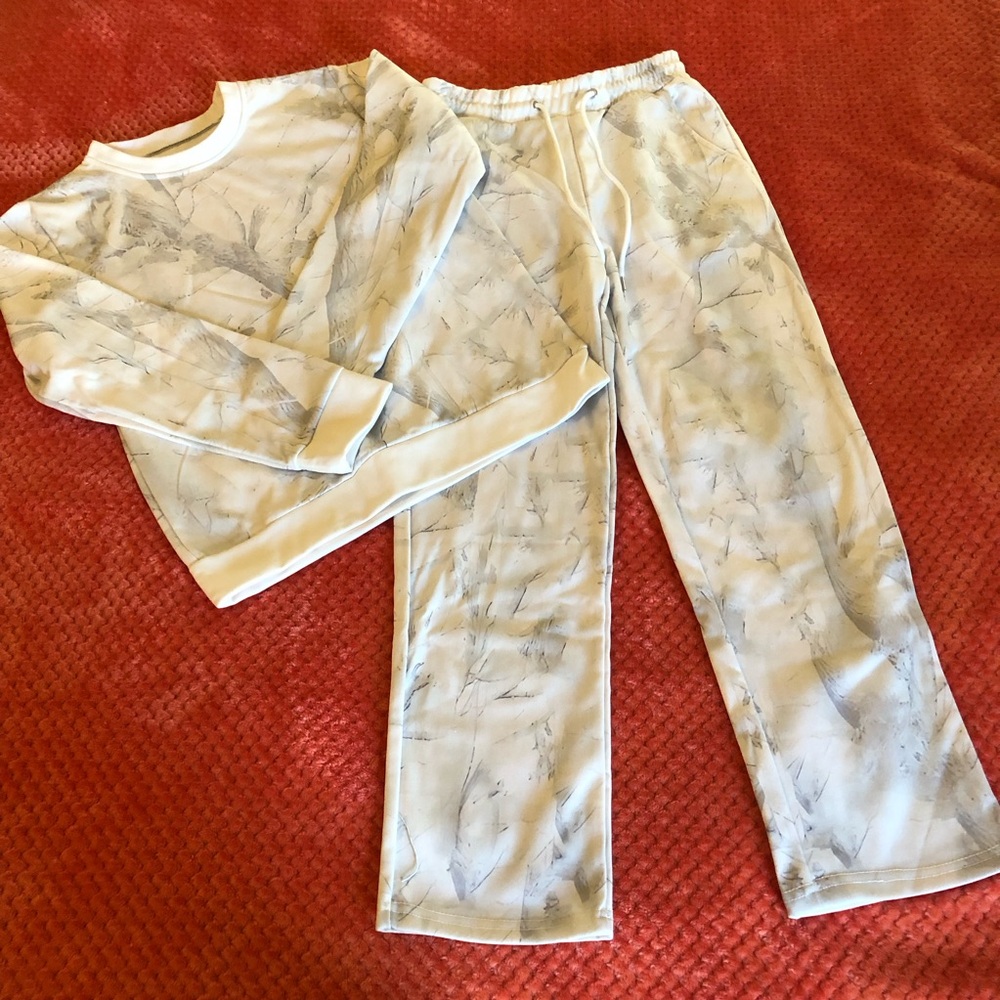 Men's Marble-Print Light Gray Lounge Set - Unbranded